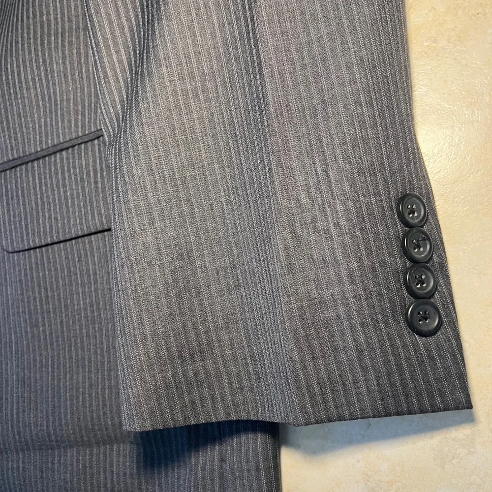 Pronto Uomo Blazer Mens 48R 100% Wool Sport Coat Gray Pinstripe Classic Business